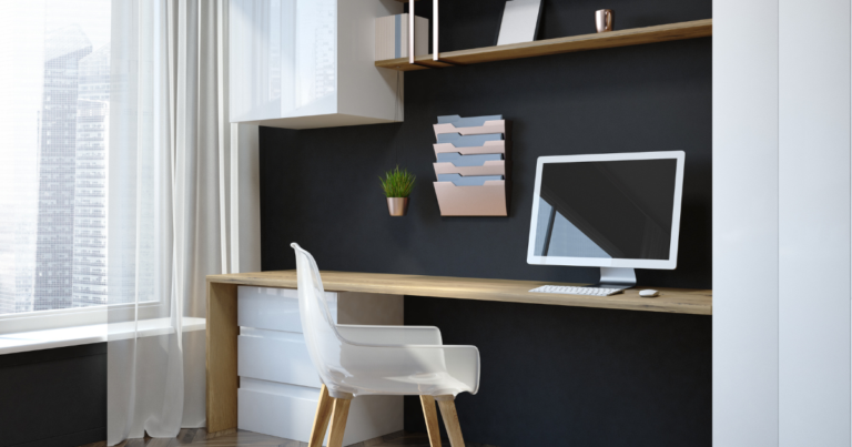 How a Deductible Home Office Affects a Sale